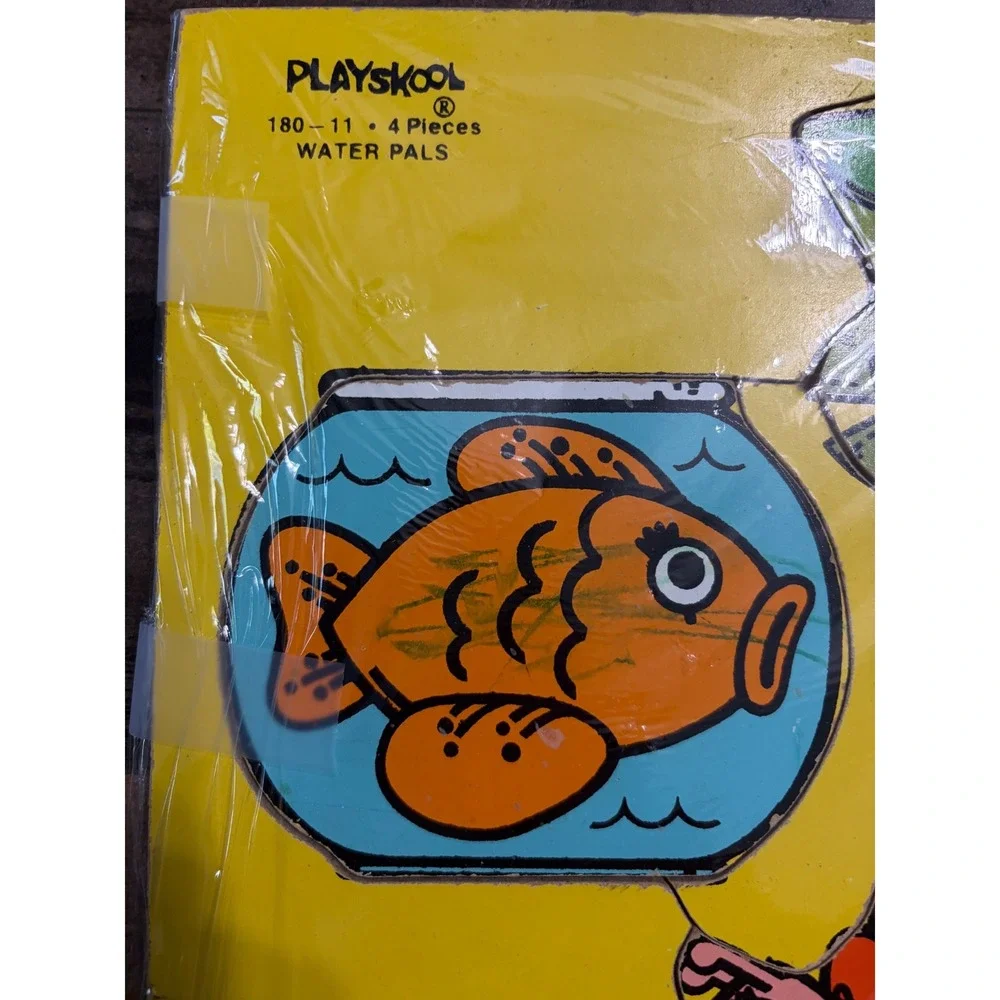 Playskool defects pictured